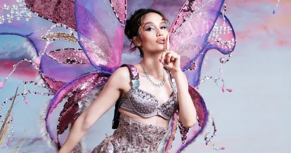 Cinta Laura Victoria's Secret
