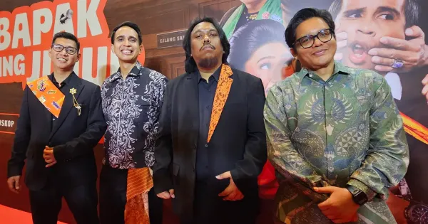 David Nurbianto Andovi da Lopez Benidictus Siregar dan Fajar Nugros David Nurbianto Andovi da Lopez Benidictus Siregar dan Fajar Nugros