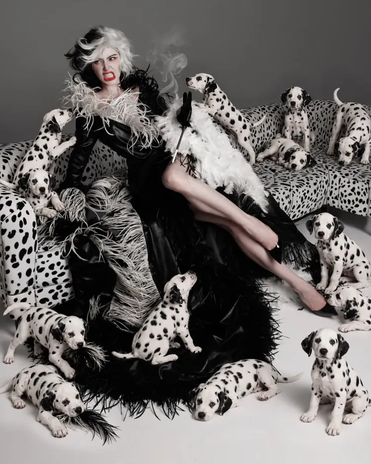 Davika Hoorne bersama anjing dalmatian. Foto: Dok. Instagram @davikah