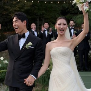 Ejae dan Sam Kim