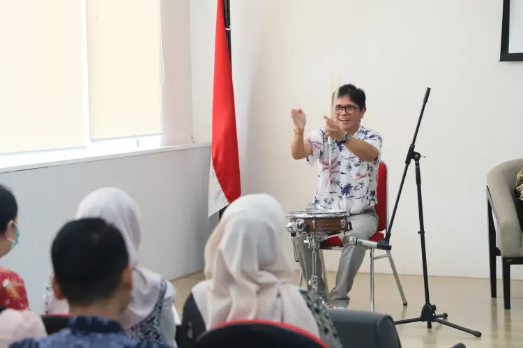 Gilang Ramadhan saat kelas literasi di Perpusnas RI