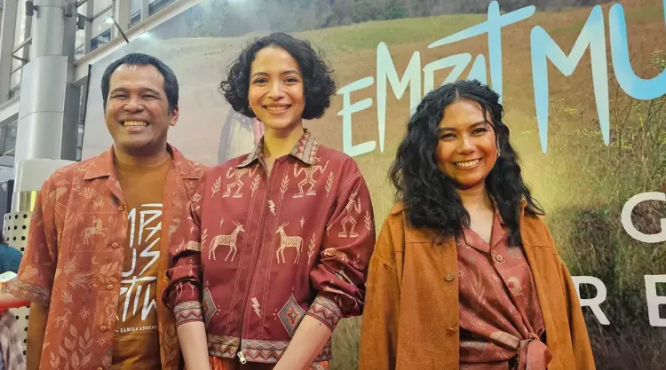 Ifa Isfansyah Putri Marino dan Kamila Andini