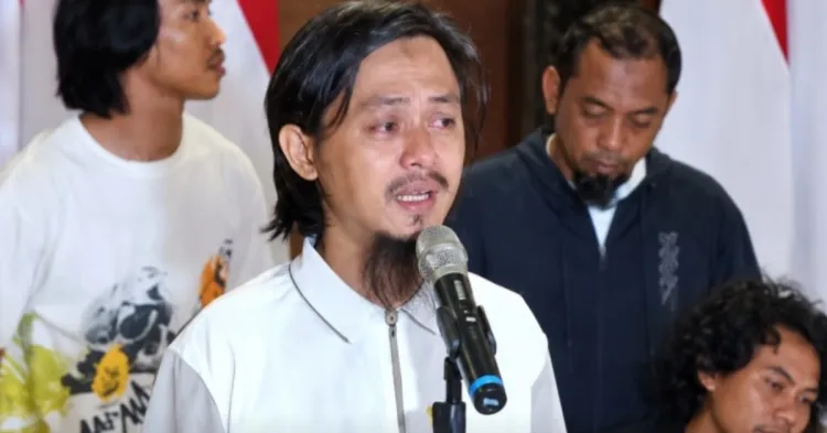 Kapten ashari perompak somalia mt honour 25