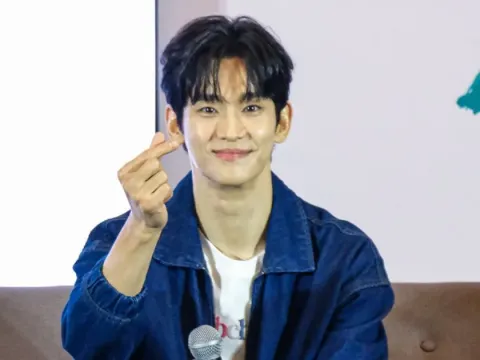 Kim Soo Hyun (7)