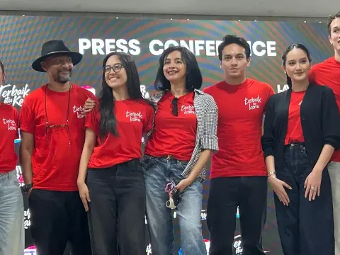 Konferensi Pers Sinetron Terbaik Itu Kamu