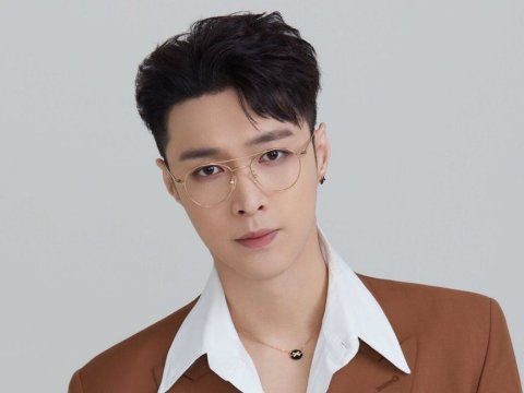 Lay Zhang