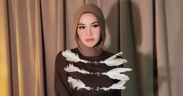 Mahalini Hijab