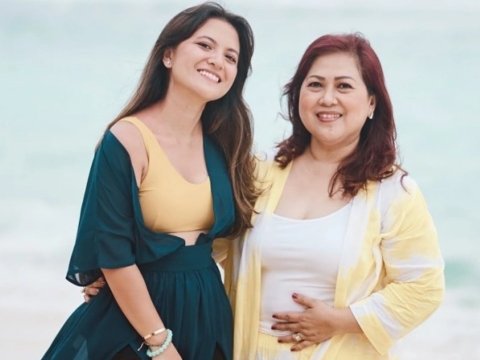 Marsha Aruan dan Ibunda