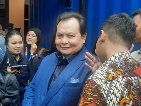 Minola Sebayang di PN Jakarta Selatan
