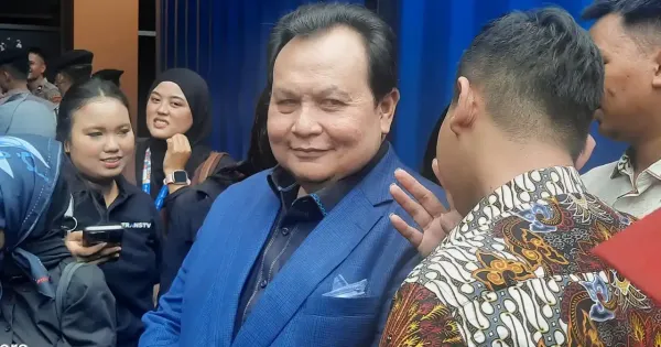 Minola Sebayang di PN Jakarta Selatan Minola Sebayang di PN Jakarta Selatan
