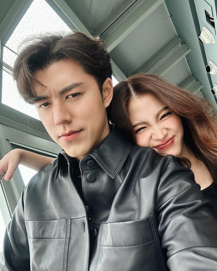 Nine Naphat dan Baifern Pimchanok Nine Naphat dan Baifern Pimchanok. Foto: Dok. Instagram @naphat_nine