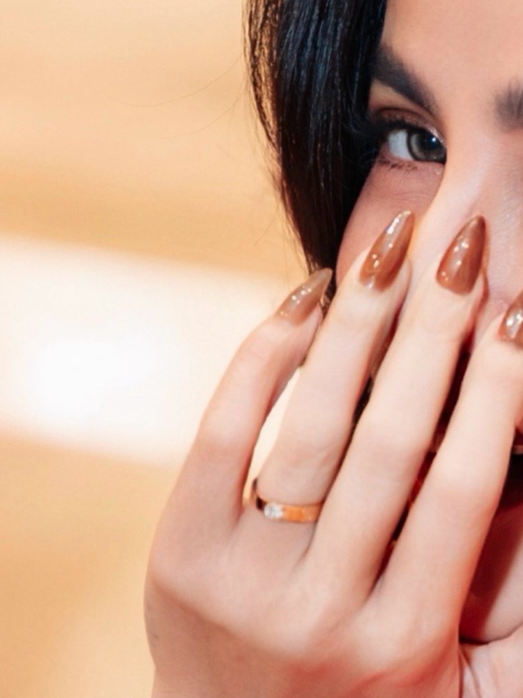 Olla ramlan tristan molina 1 Saat memamerkan cincin (Foto: Instagram/ollaramlan)
