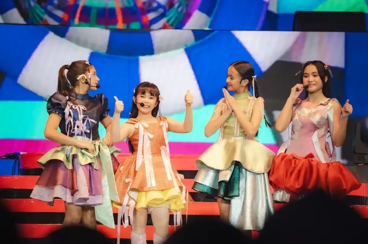Penampilan Glitter di Glitter Camp Live Concert 2026 di Balai Sarbini