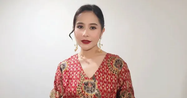 Prilly latuconsina Prilly latuconsina