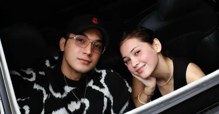 Sandrinna Michelle dan Junior Roberts