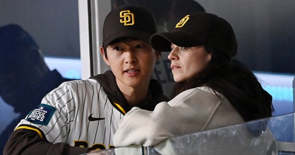 Song Joong-ki dan Katie Louise Sounders,