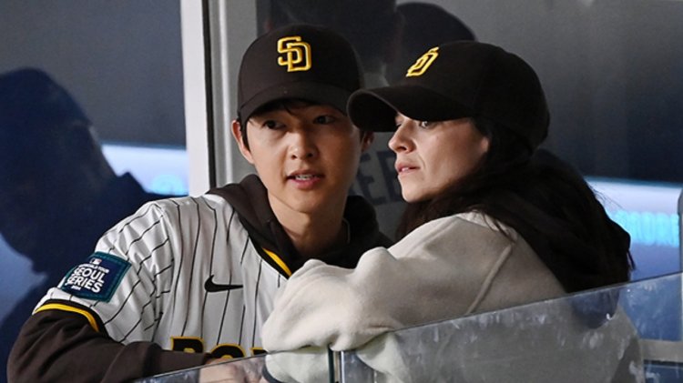 Song Joong-ki dan Katie Louise Sounders,
