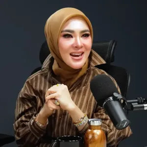 Syahrini (3)