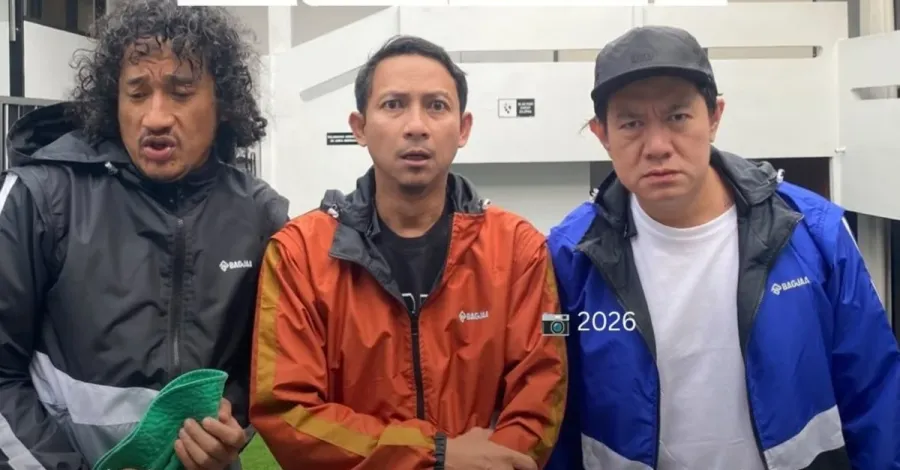 Trio bajaj para pencari tuhan ppt